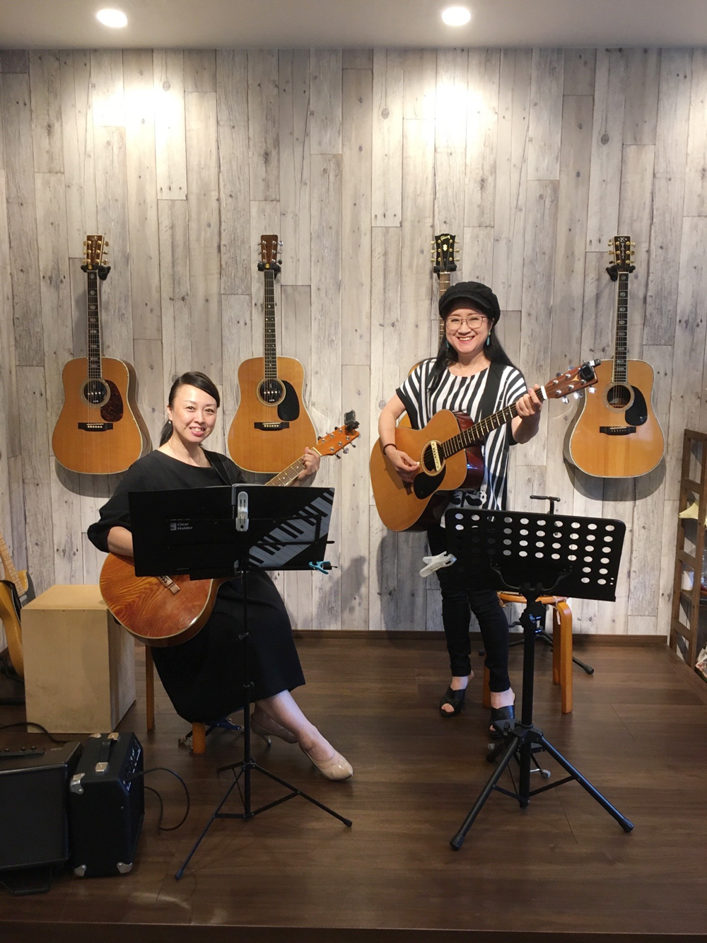 ギターの弾けるCafe “ふらっと”